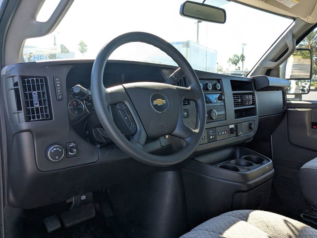 New 2025 Chevrolet Express 3500 w/ Power Convenience Package image 20
