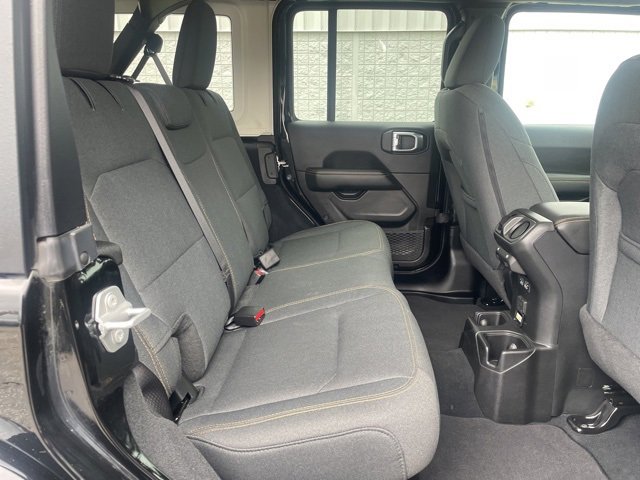 Used 2024 Jeep Wrangler Sahara w/ Safety Group image 16