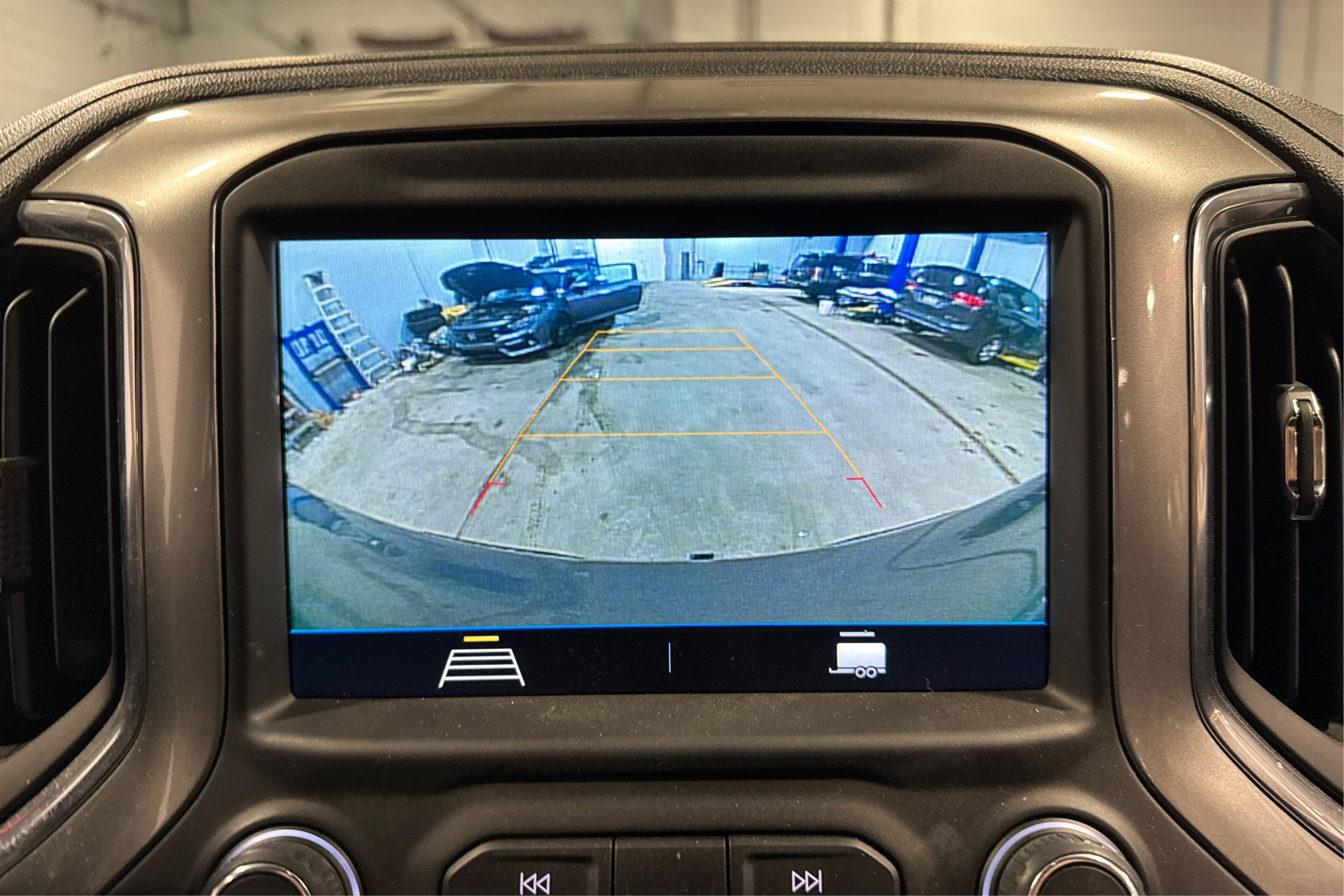 Used 2022 Chevrolet Silverado 1500 RST image 30