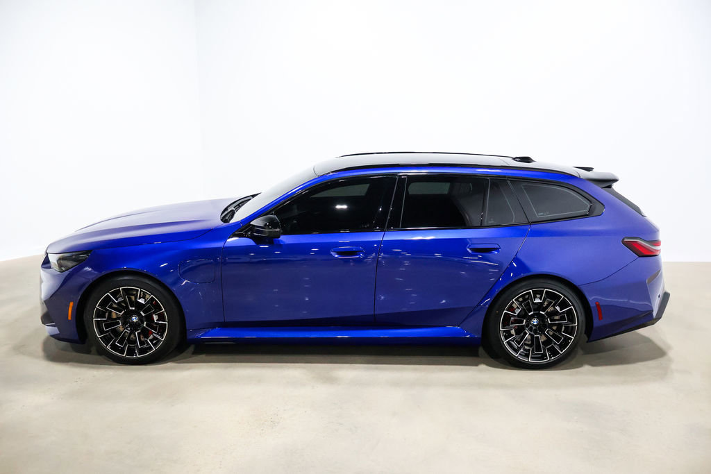 Used 2025 BMW M5 Touring image 18