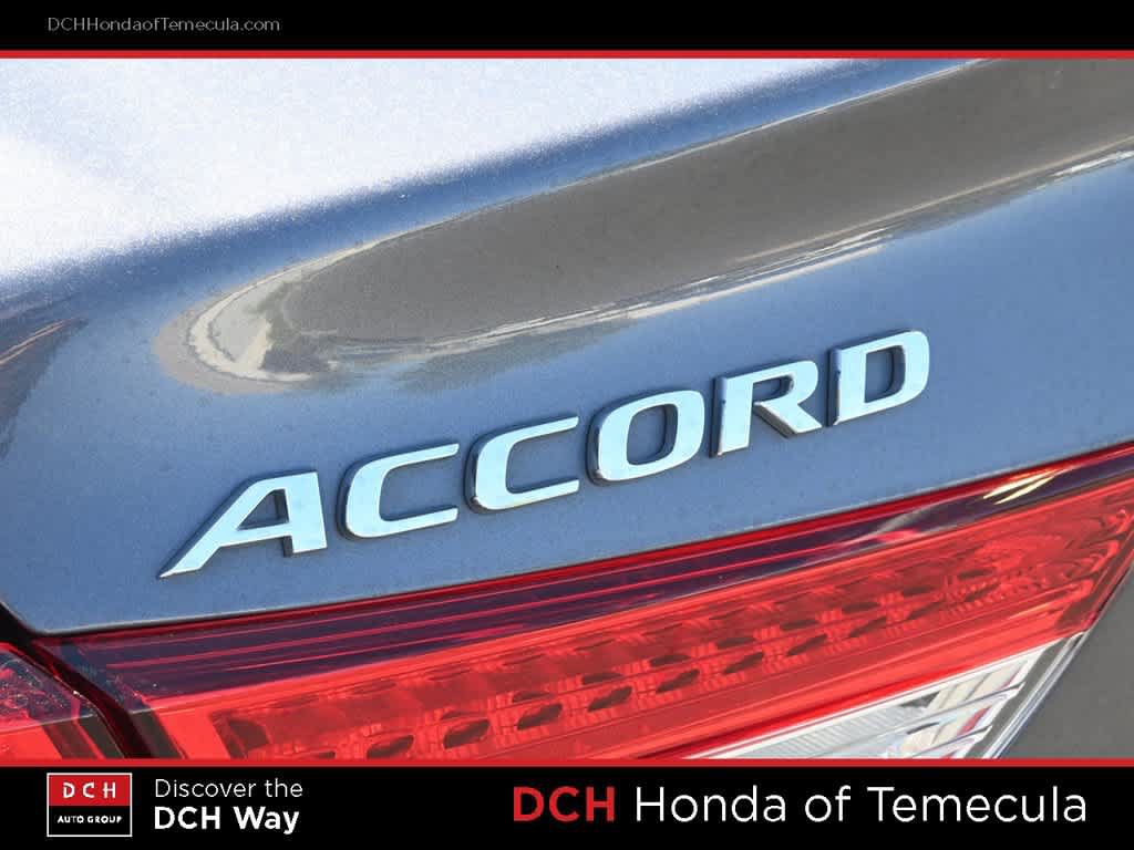 Used 2018 Honda Accord Touring image 7
