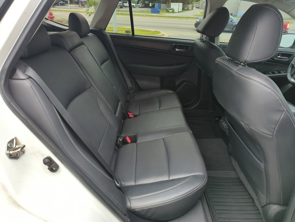Used 2019 Subaru Outback 2.5i Limited AWD/4WD image 32