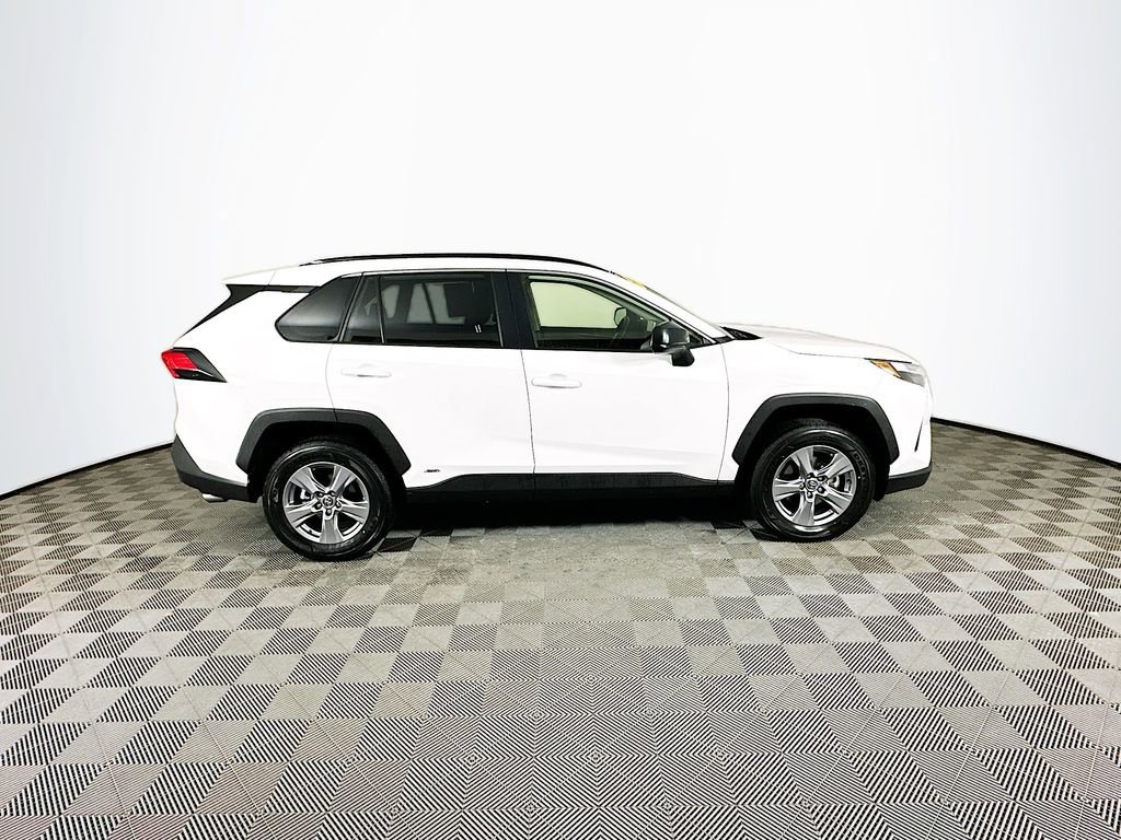 Used 2025 Toyota RAV4 LE image 12