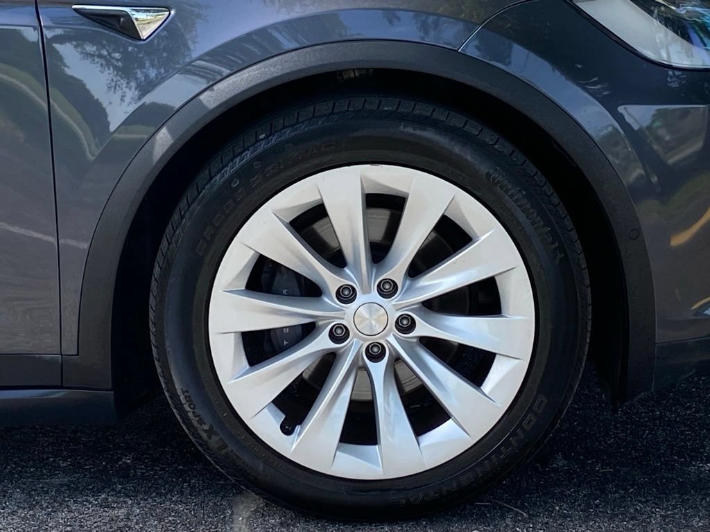 Used 2021 Tesla Model X Long Range AWD/4WD image 15