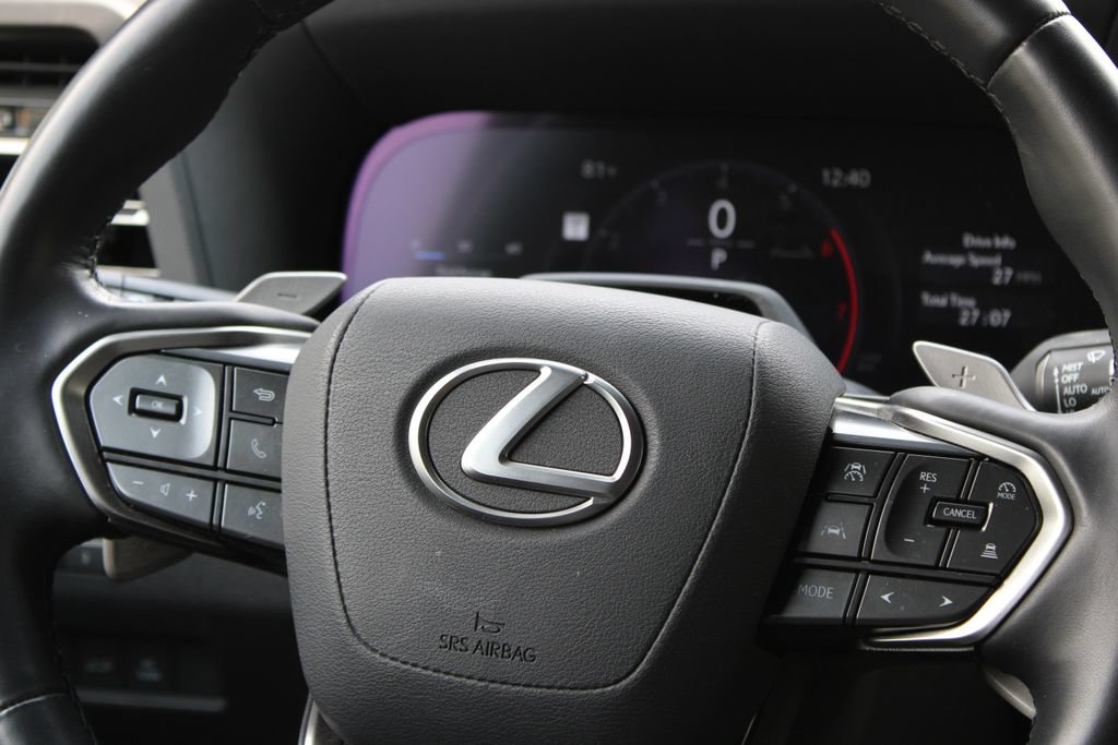 Used 2024 Lexus GX 550 w/ Accessory Package (Z1) AWD/4WD image 8