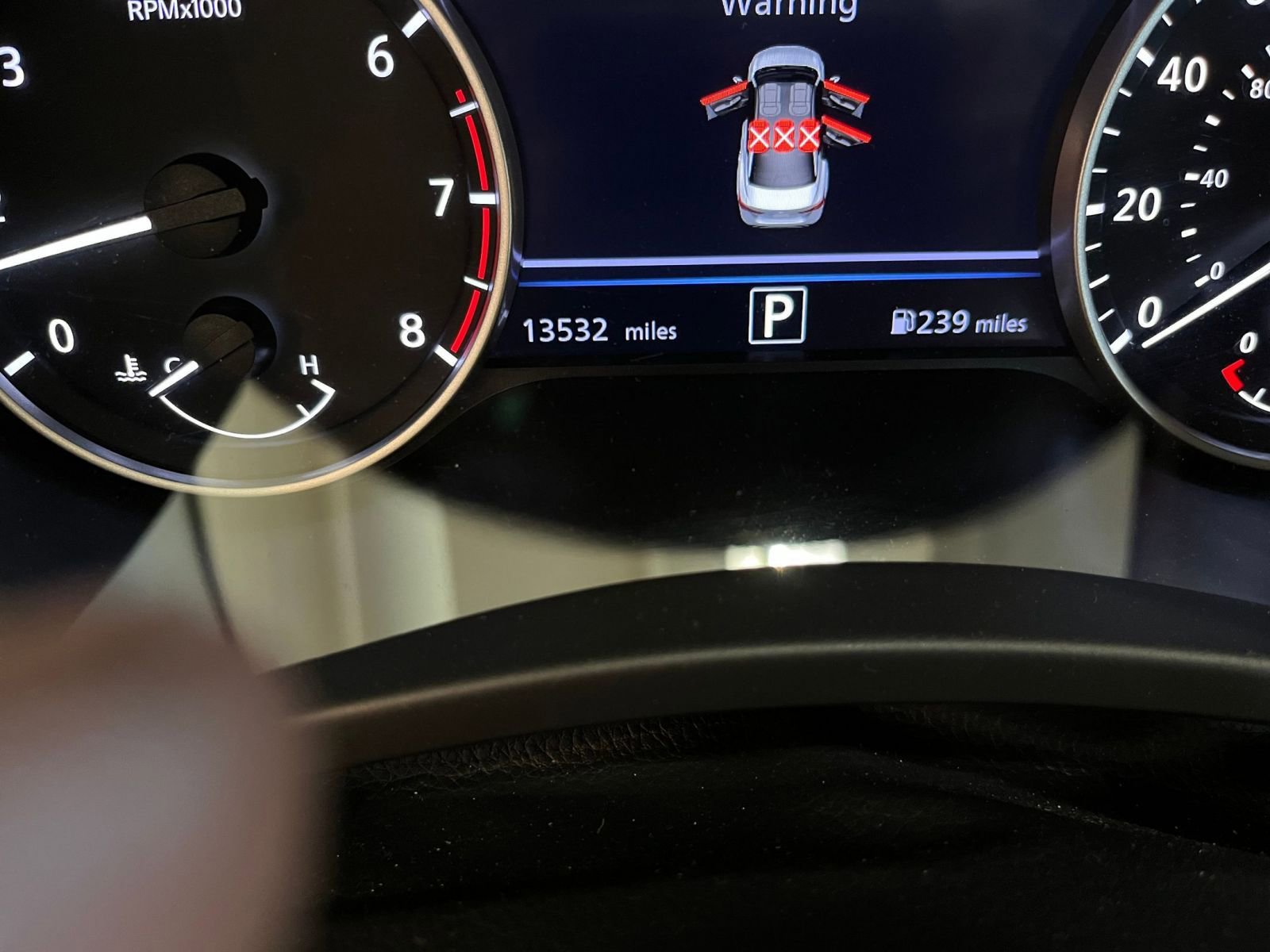 Used 2025 Nissan Sentra SV image 39