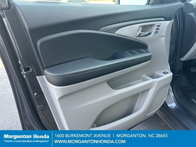 Used 2023 Honda Ridgeline RTL-E image 14