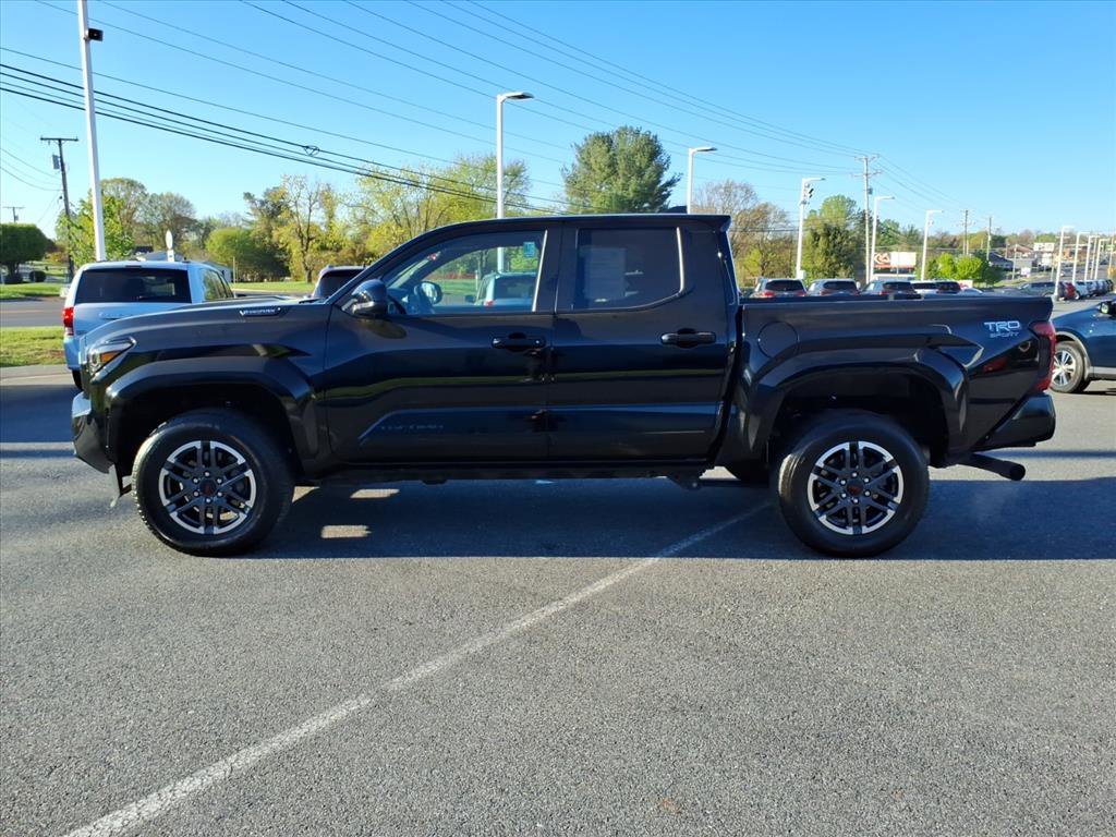 Used 2024 Toyota Tacoma TRD Sport image 13
