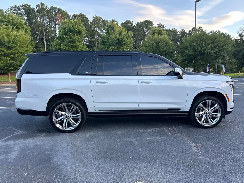 Used 2026 Cadillac Escalade ESV Platinum Sport AWD/4WD image 29