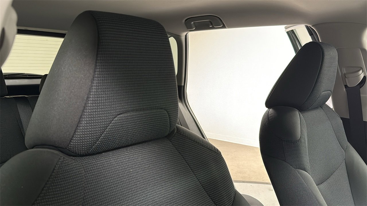 Certified 2025 Toyota RAV4 LE image 19