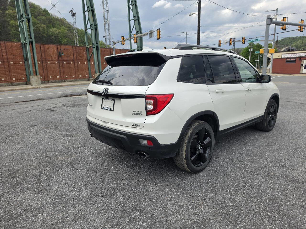 Used 2019 Honda Passport Elite image 8