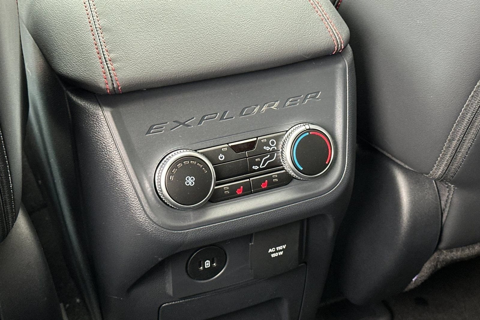 New 2025 Ford Explorer ST-Line w/ Premium Package RWD image 16
