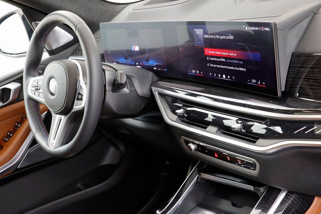 Certified 2026 BMW X7 M60i image 23