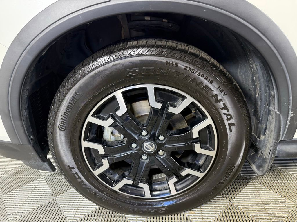 Used 2019 Nissan Pathfinder SL FWD image 5