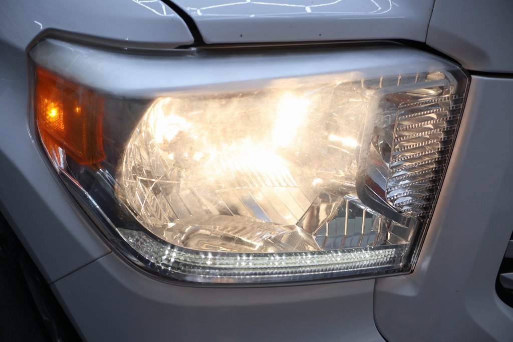 Used 2017 Toyota Tundra Platinum image 28