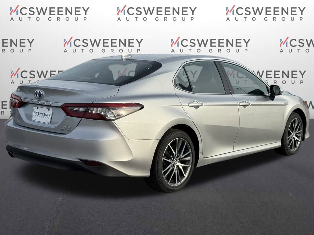 Used 2021 Toyota Camry XLE image 5