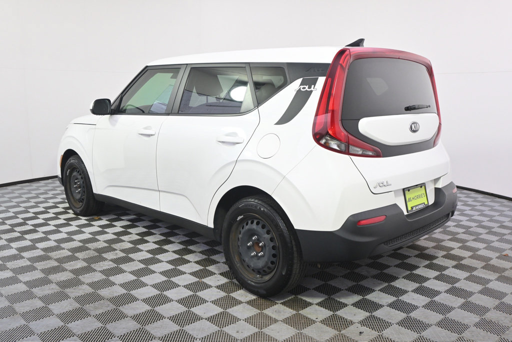 Used 2021 Kia Soul LX FWD image 3