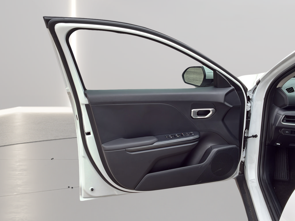 New 2026 Kia K4 FWD image 11