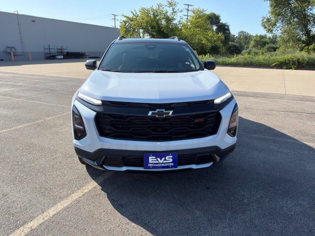 New 2026 Chevrolet Equinox RS w/ Convenience Package III AWD/4WD image 2