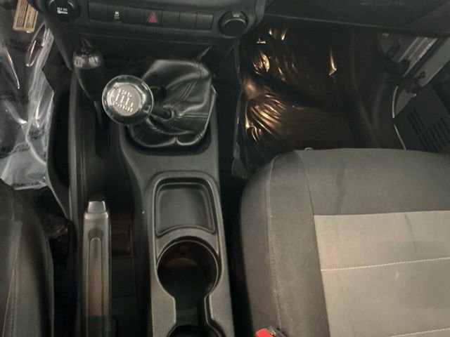 Used 2014 Jeep Wrangler Sport AWD/4WD image 19