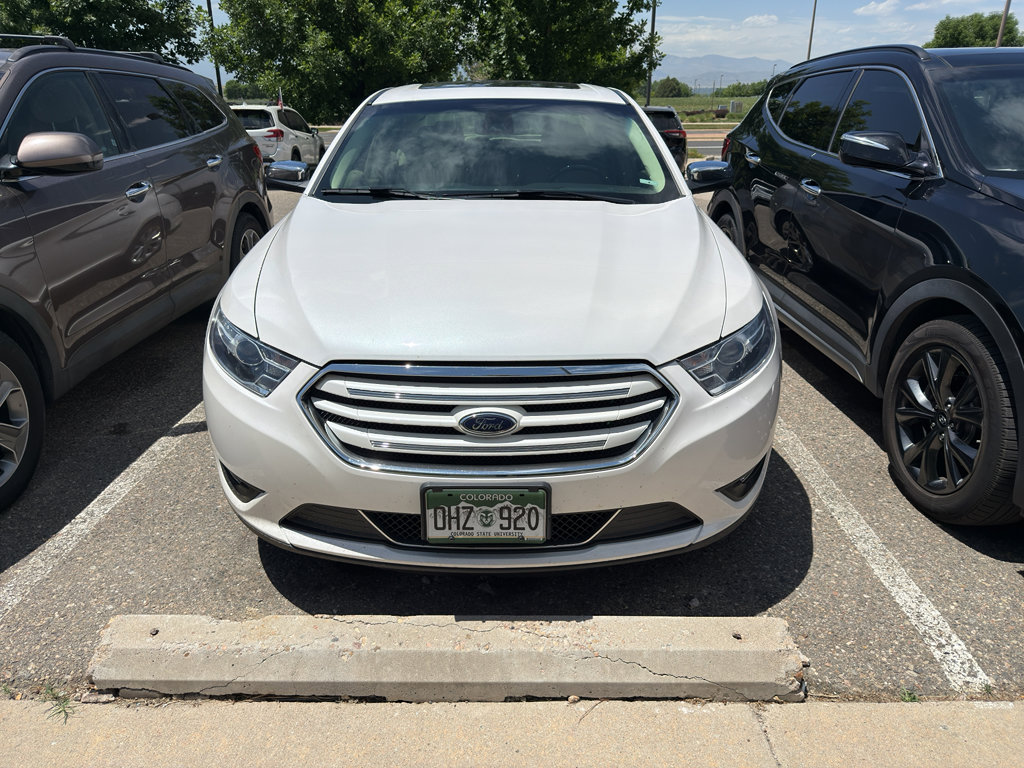 Used 2016 Ford Taurus Limited w/ Equipment Group 301A AWD/4WD image 6