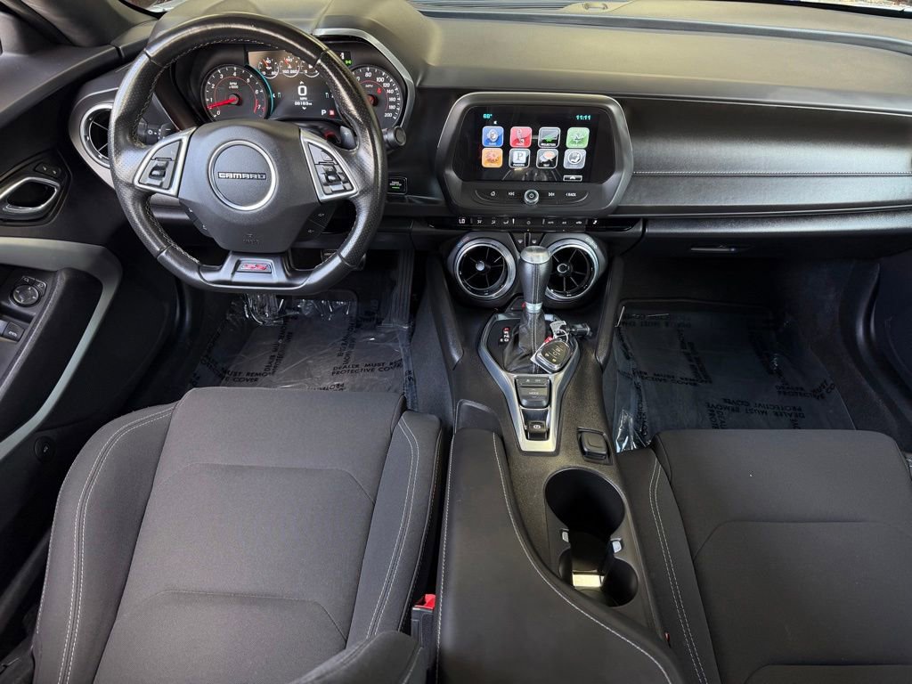 Used 2016 Chevrolet Camaro SS RWD image 17