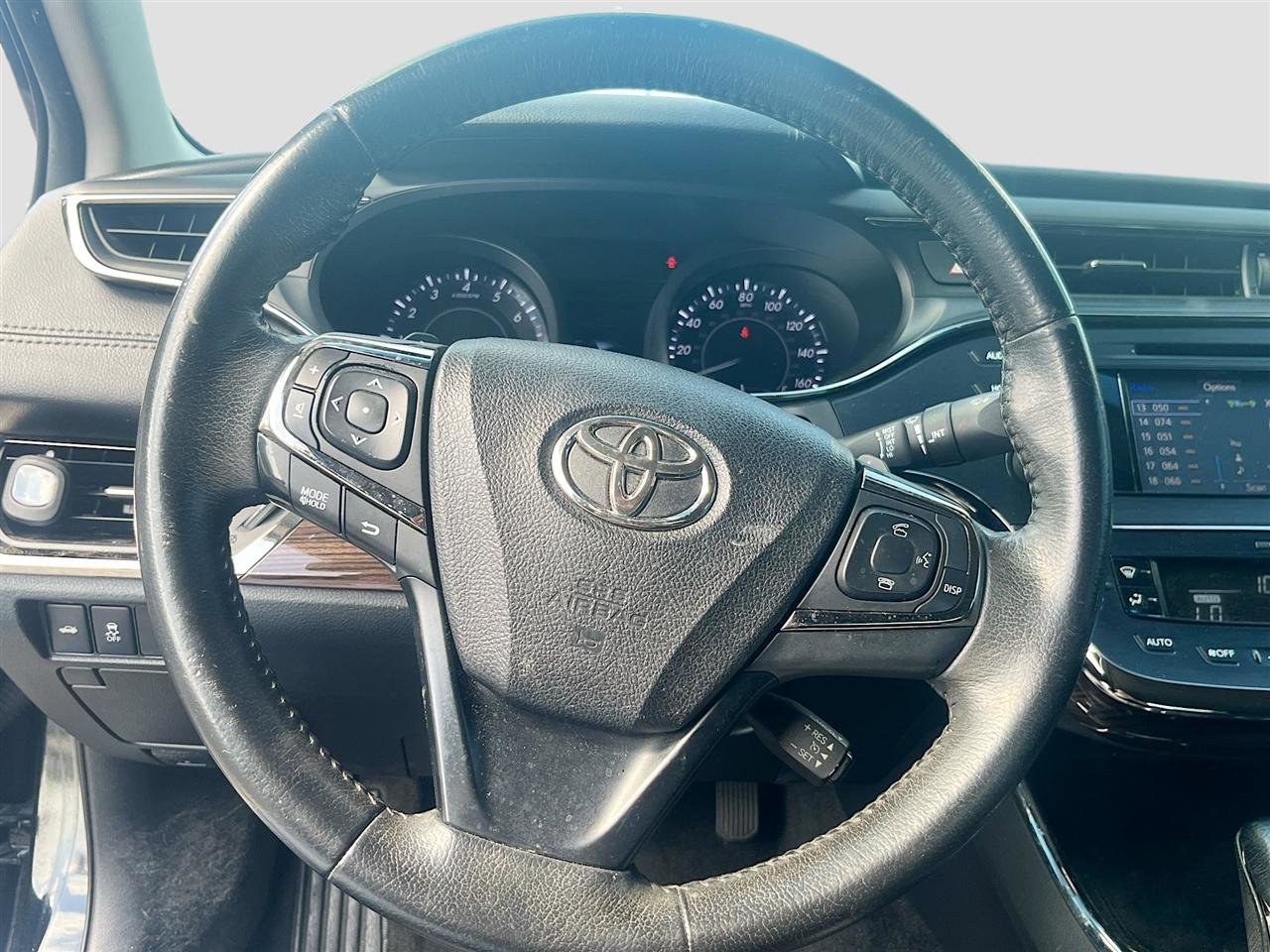 Used 2015 Toyota Avalon XLE Premium image 11