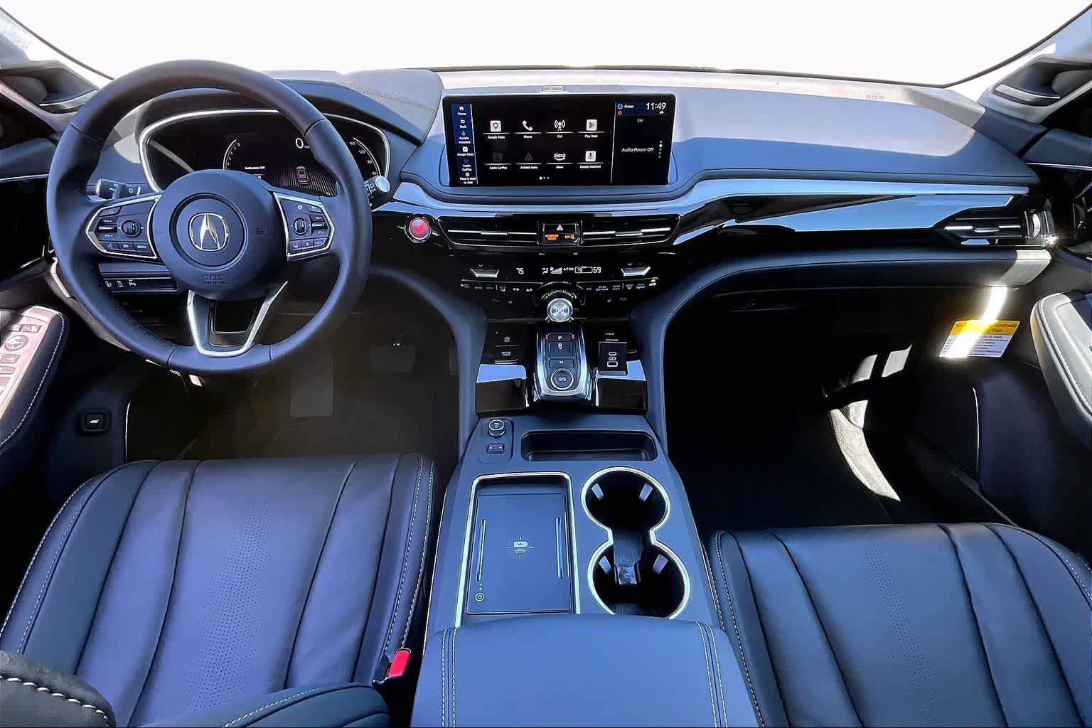 Certified 2026 Acura MDX w/ Technology Package FWD image 5