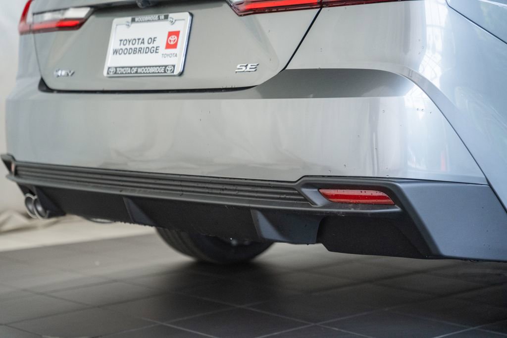 New 2026 Toyota Camry SE FWD image 9