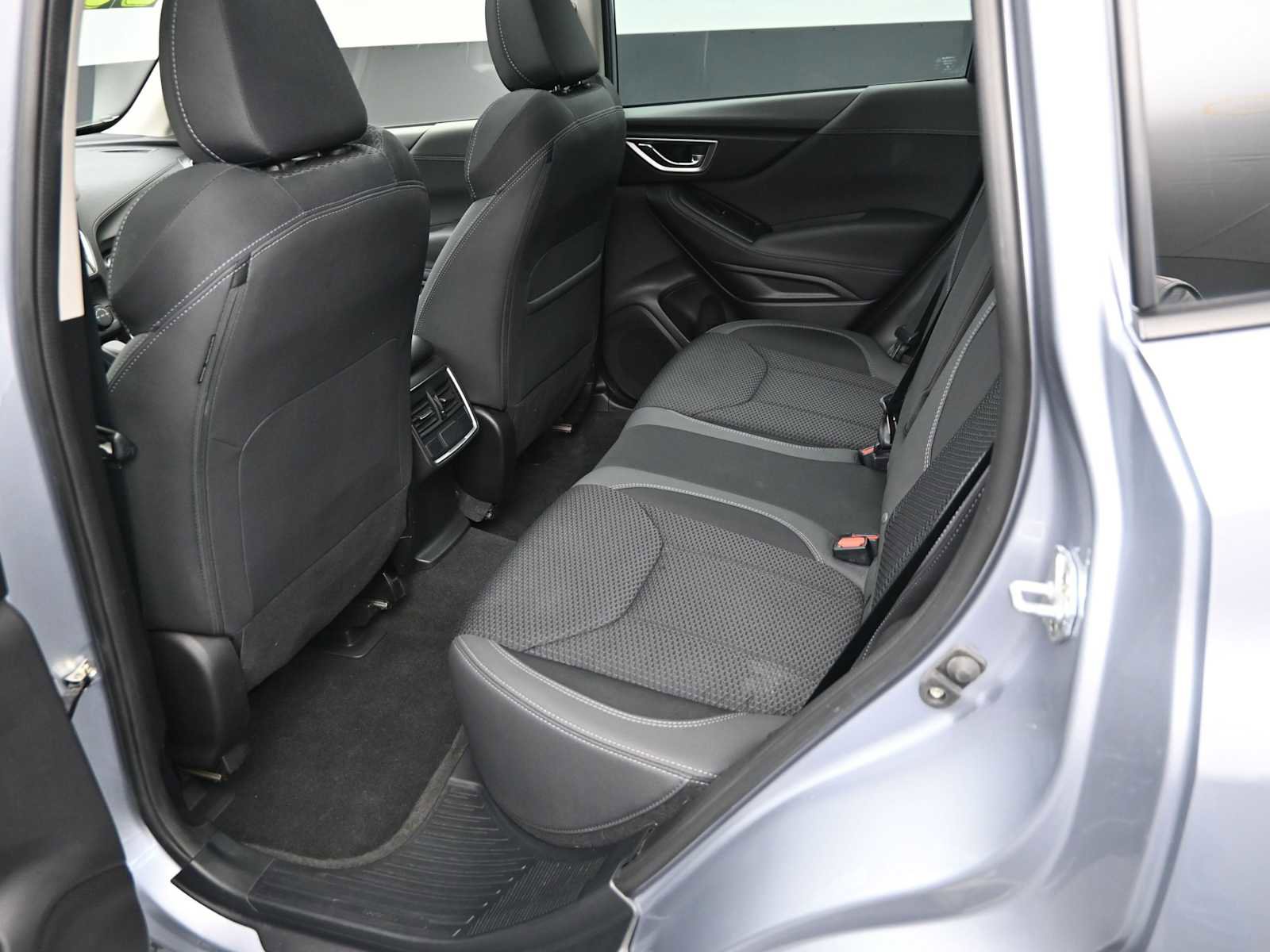 Used 2023 Subaru Forester Premium image 38