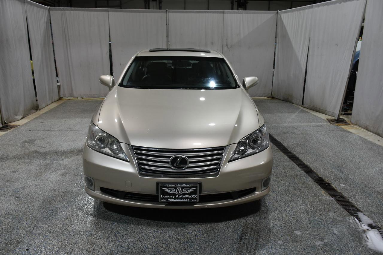 Used 2010 Lexus ES 350 FWD image 2