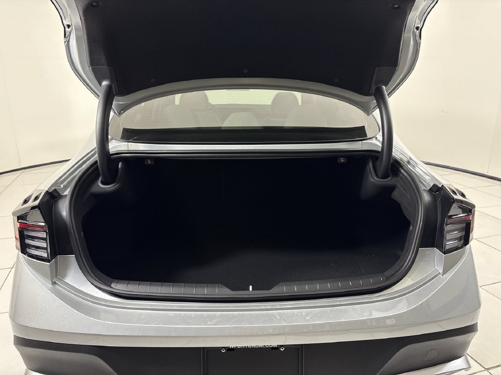 New 2026 Hyundai Sonata SE FWD image 20