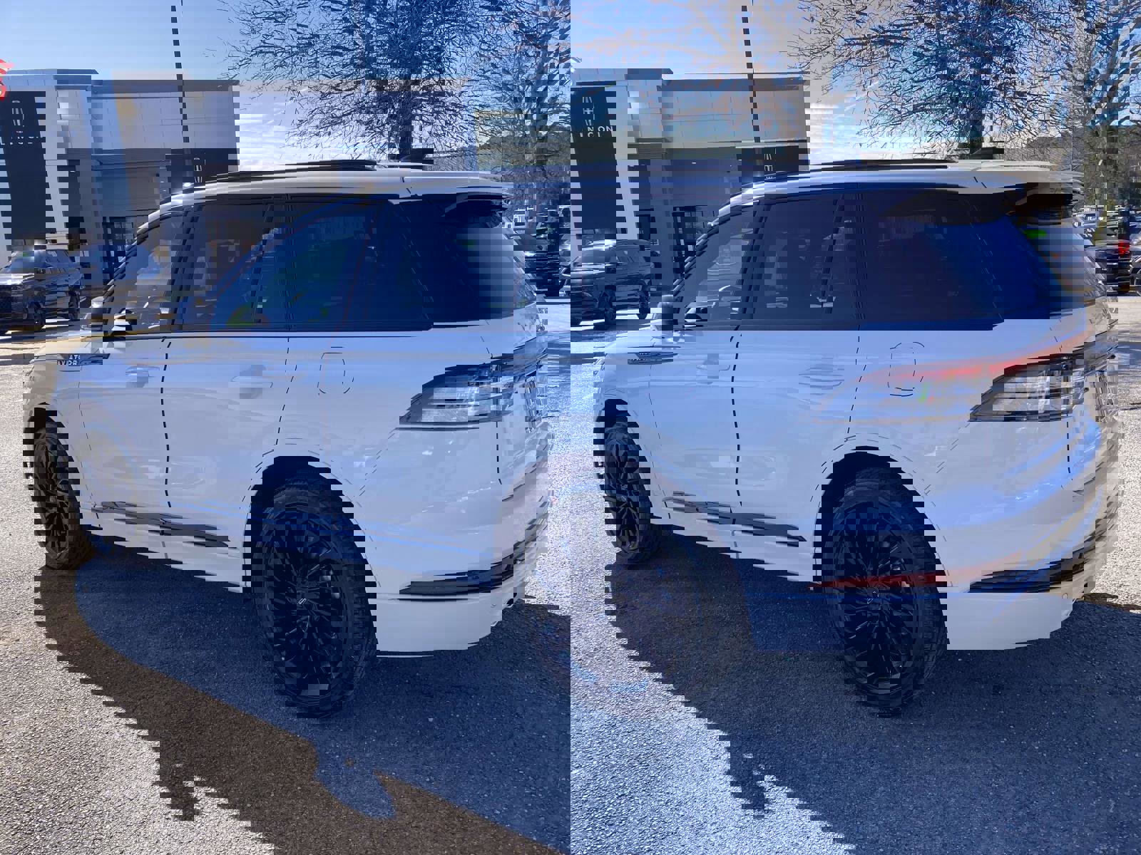 New 2026 Lincoln Aviator Reserve image 7