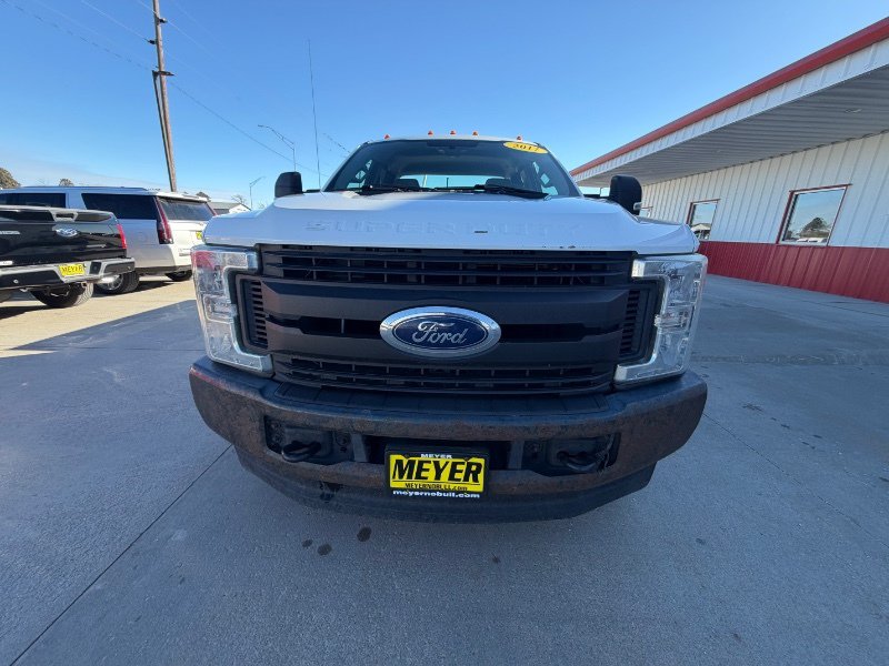 Used 2017 Ford F350 XL w/ Power Equipment Group AWD/4WD image 3