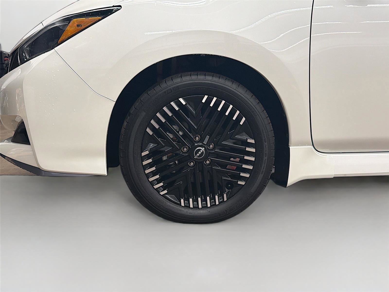 New 2025 Nissan Leaf SV Plus FWD image 30