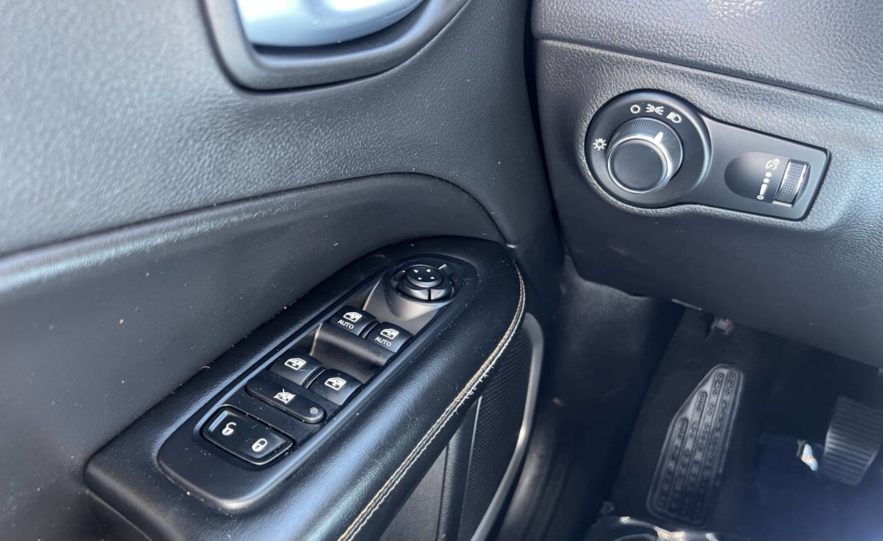 Used 2019 Jeep Compass Sport image 8