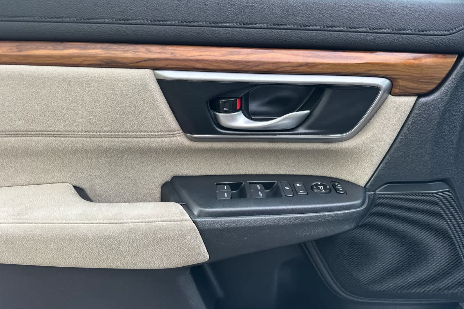 Used 2019 Honda CR-V EX image 12
