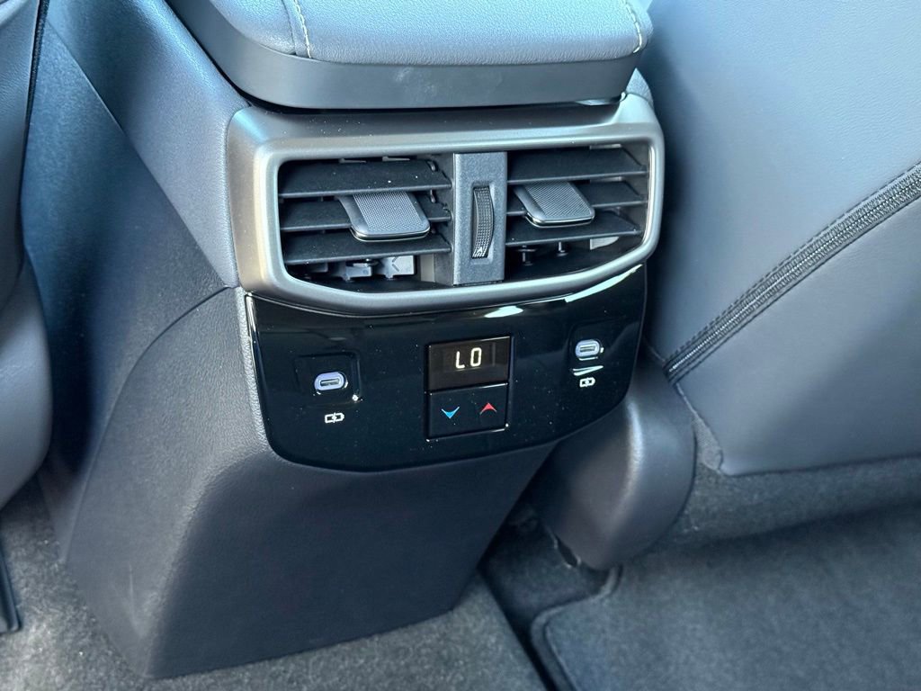 Used 2025 Lexus RX 350 Premium image 34