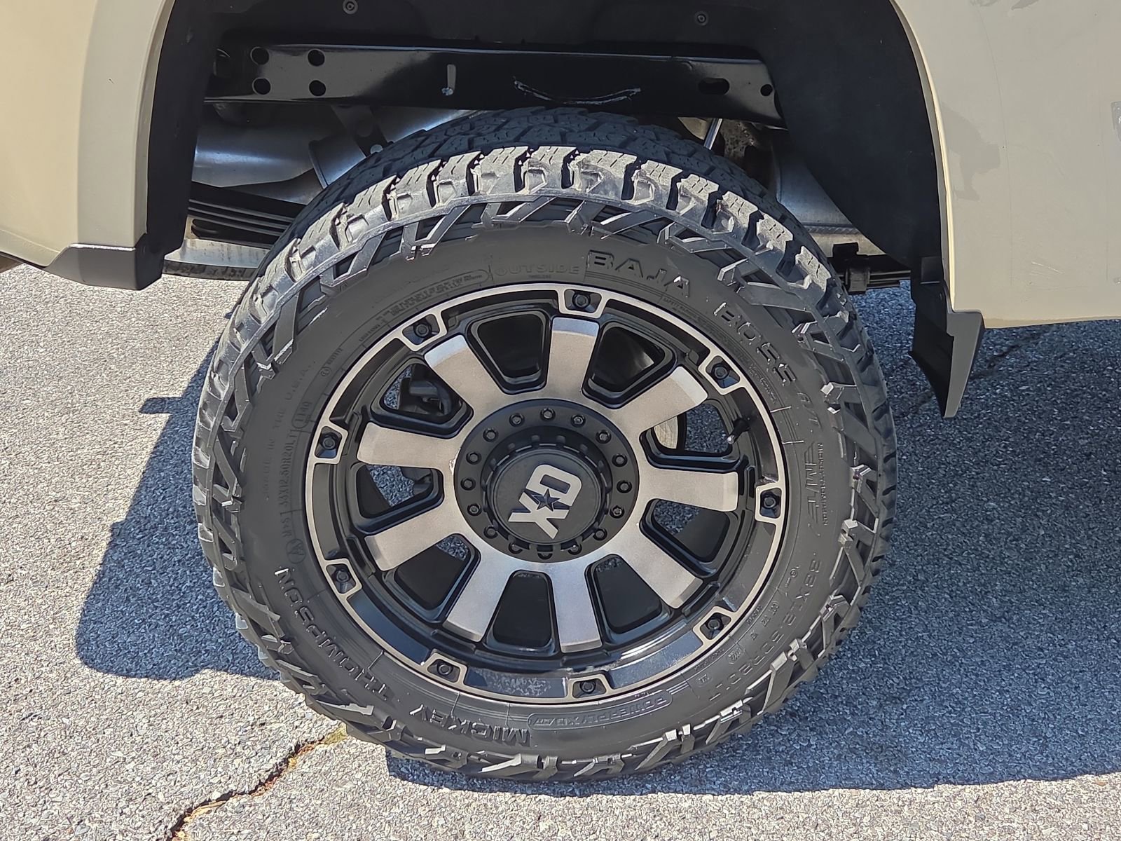 Used 2022 GMC Canyon Elevation w/ Elevation Premium Package image 7