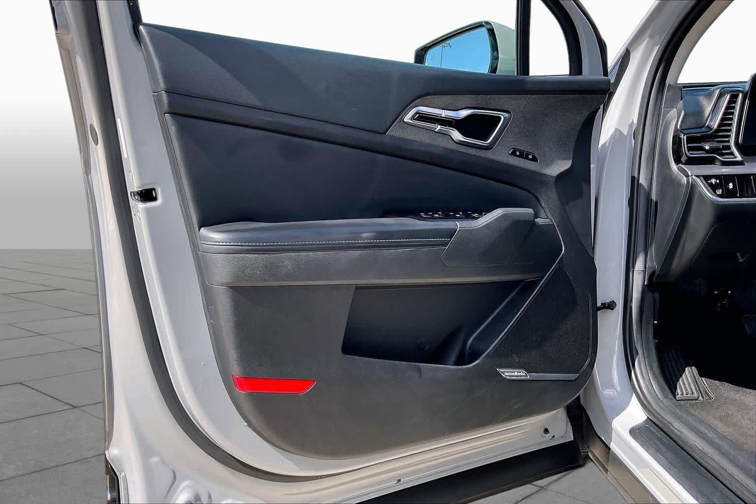 Used 2023 Kia Sportage SX FWD image 41