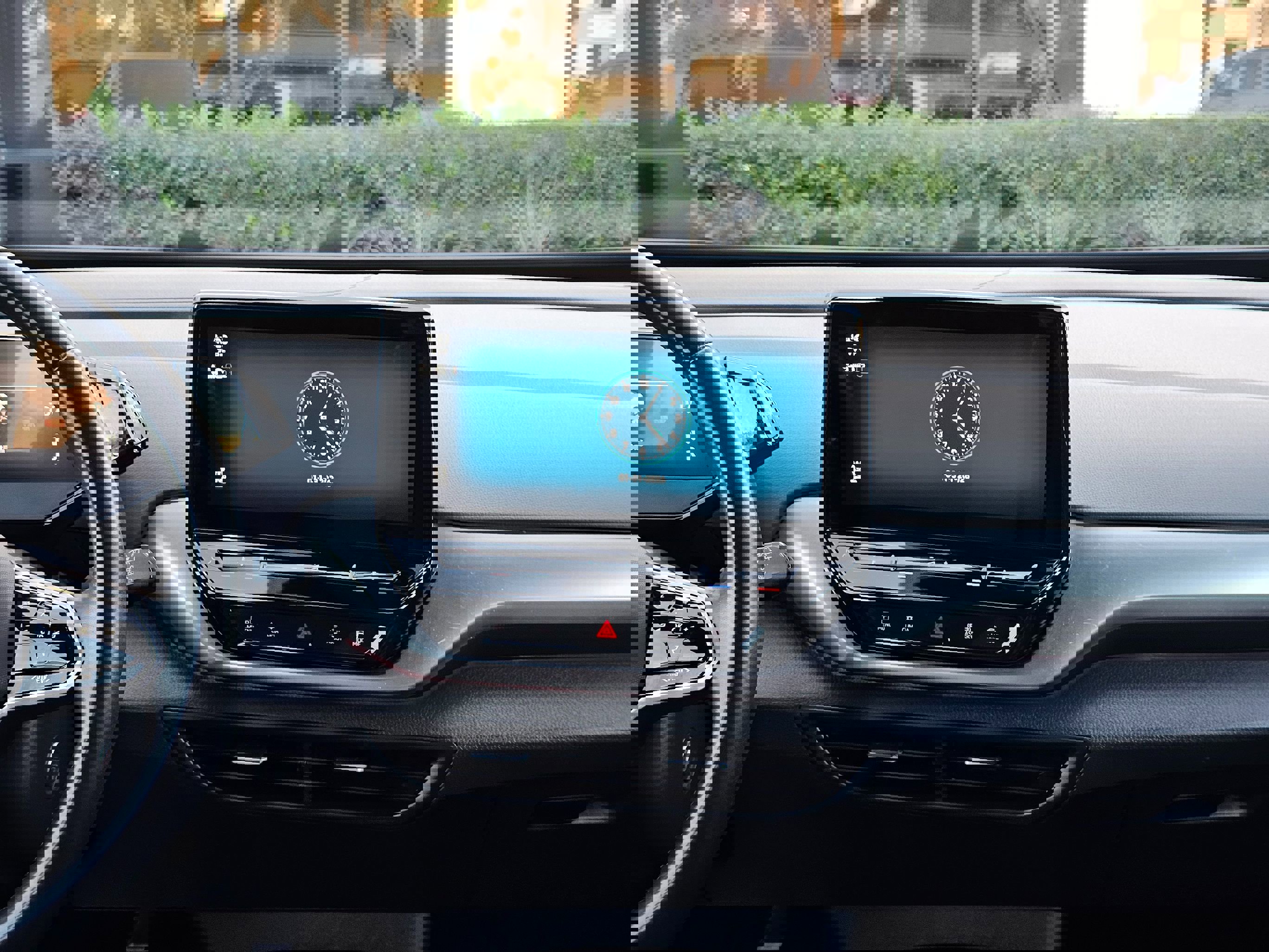 Used 2021 Volkswagen ID.4 Pro w/ ID.4 Protection Package image 24