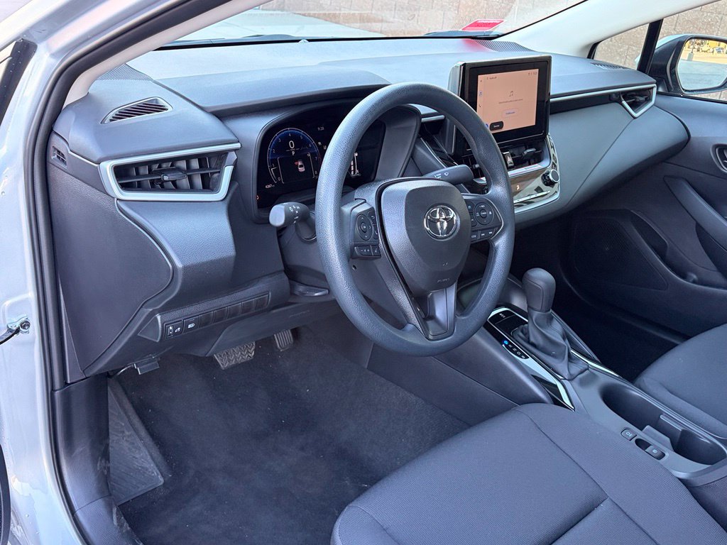 Used 2026 Toyota Corolla LE FWD image 12