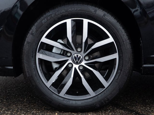 New 2026 Volkswagen Jetta SE image 7