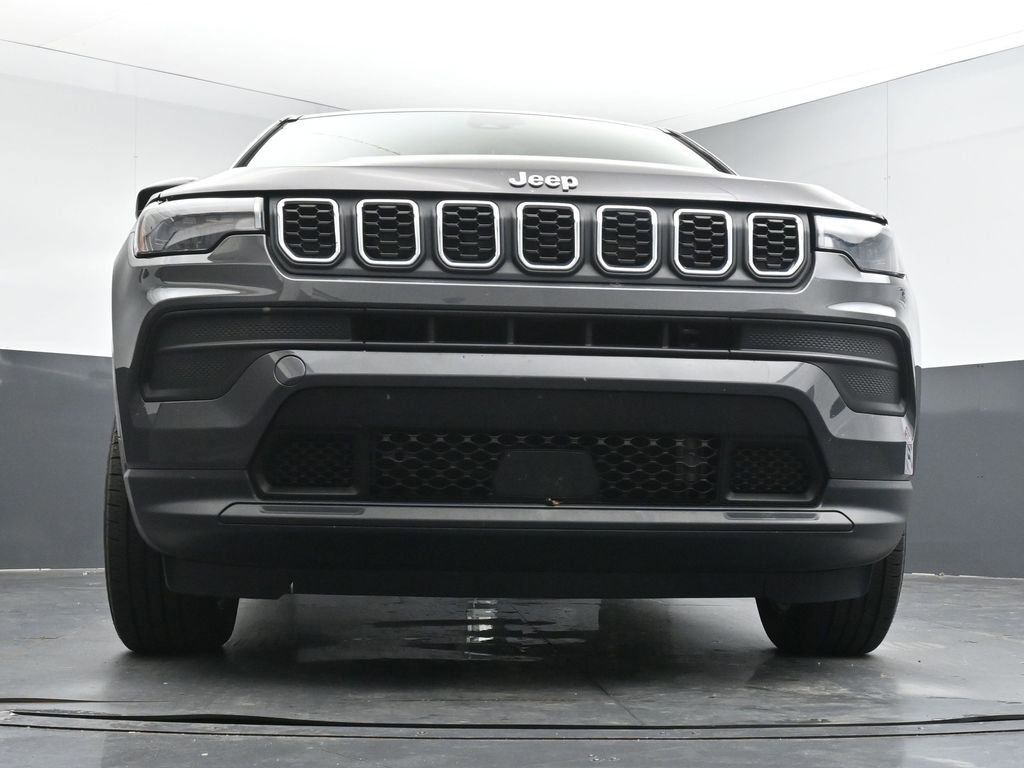 Used 2024 Jeep Compass Sport AWD/4WD image 19