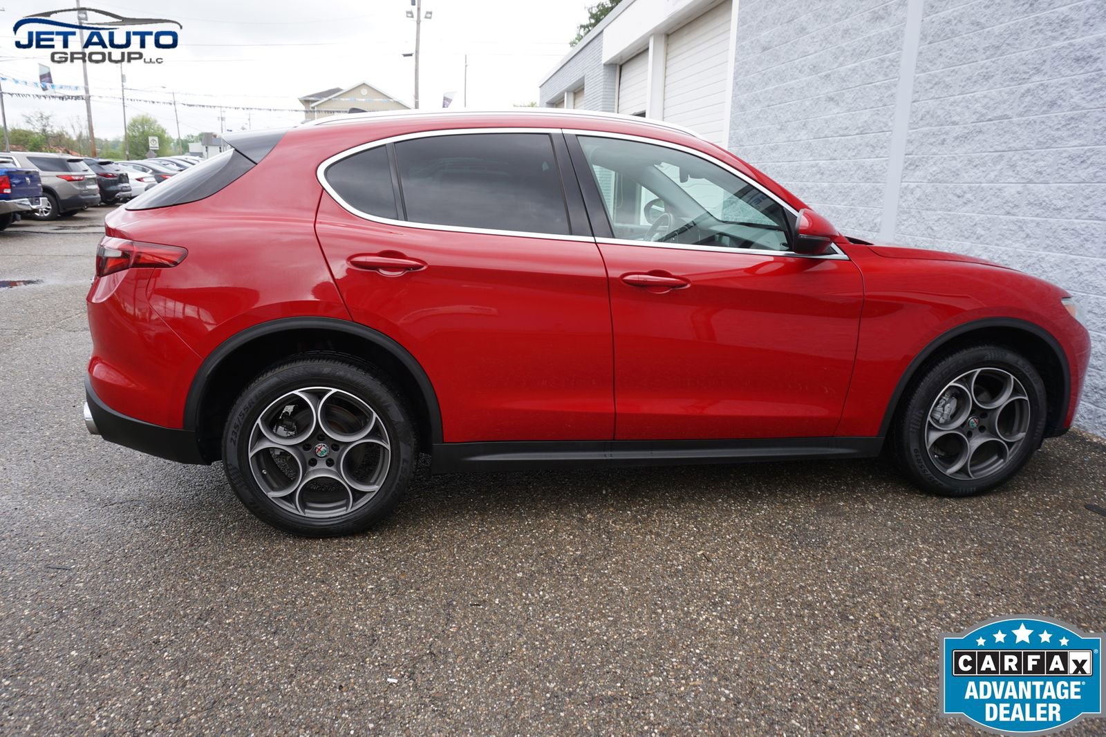 Used 2018 Alfa Romeo Stelvio AWD w/ Cold Weather Package image 12