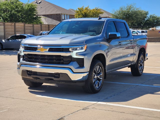 Used 2025 Chevrolet Silverado 1500 LT AWD/4WD image 11