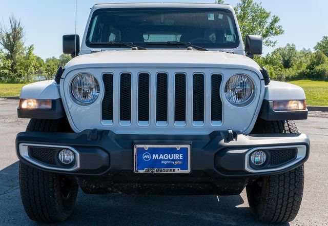 Used 2023 Jeep Wrangler Unlimited Sahara w/ Cold Weather Group AWD/4WD image 3