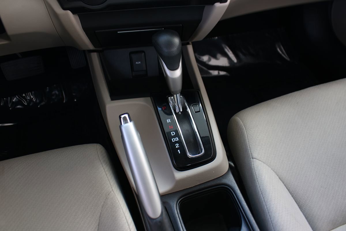 Used 2013 Honda Civic Natural Gas image 22
