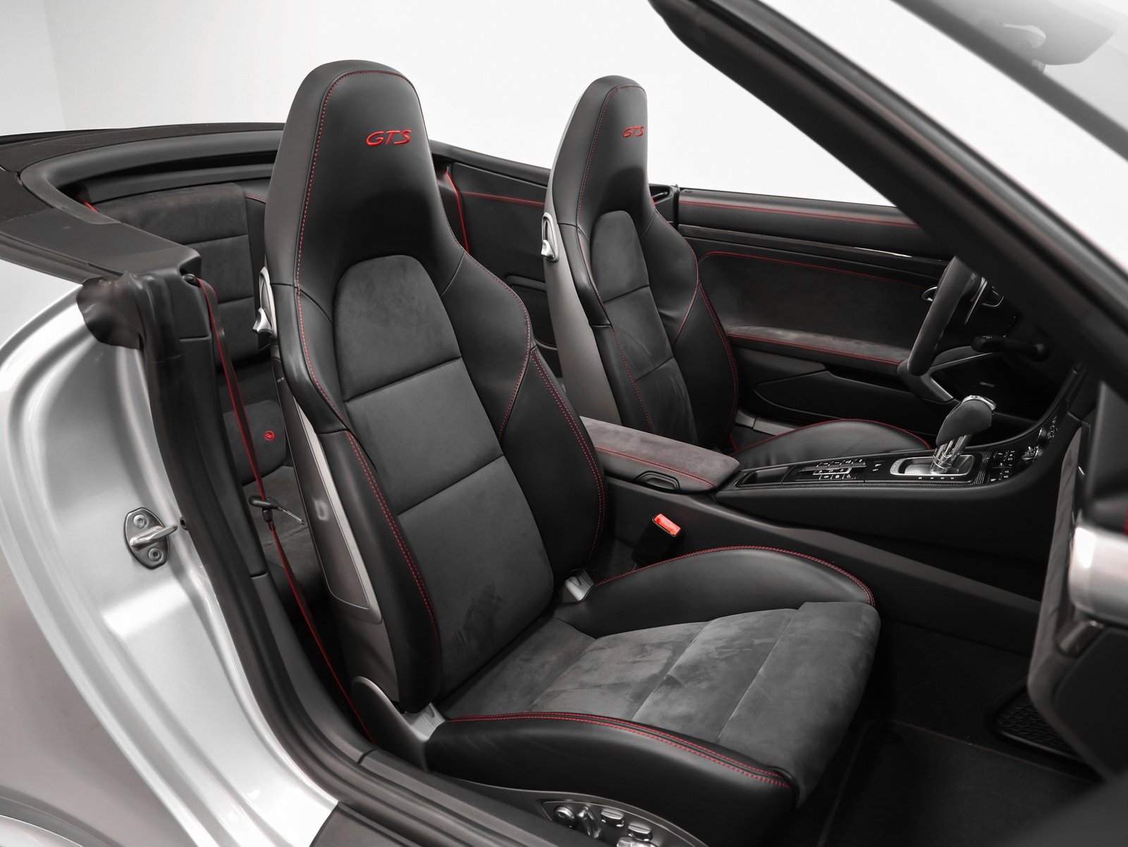 Used 2015 Porsche 911 Carrera GTS image 23