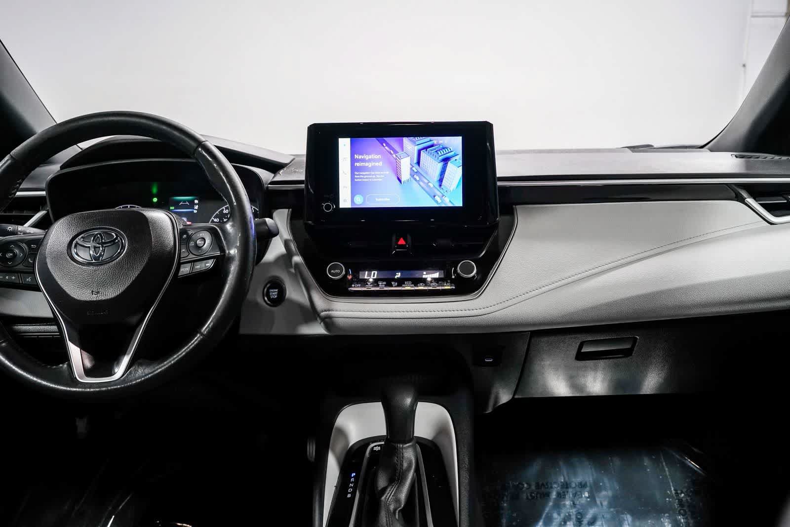 Certified 2024 Toyota Corolla SE FWD image 14